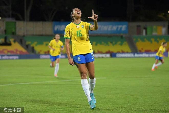 BTi体育-巴西队表现抢眼，女足锦标赛热议的简单介绍